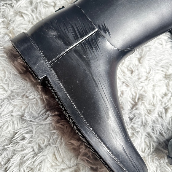 Authentic Burberry rain boots - Picture 7 of 9
